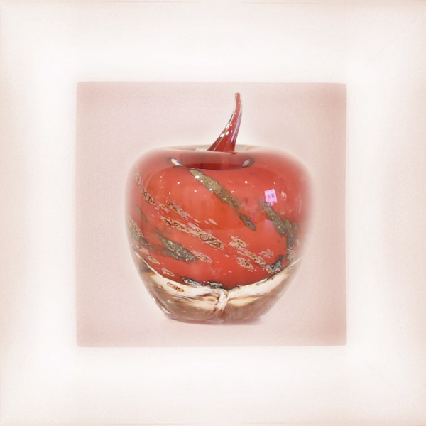 Pomme millenium rouge orangé